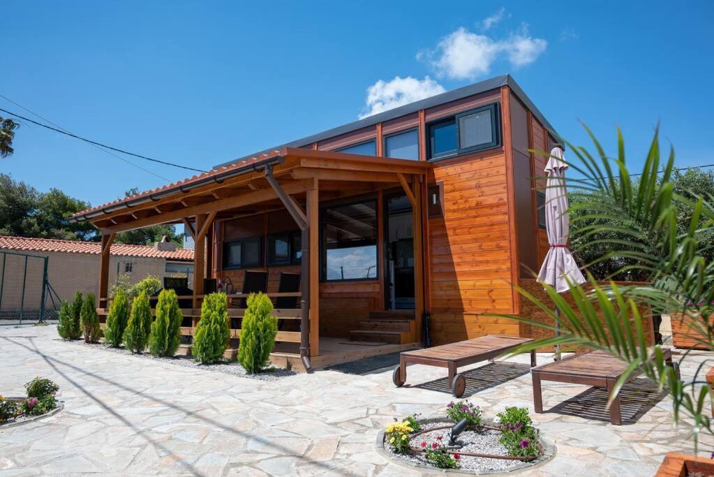 Tiny Among The Olives Chalet *