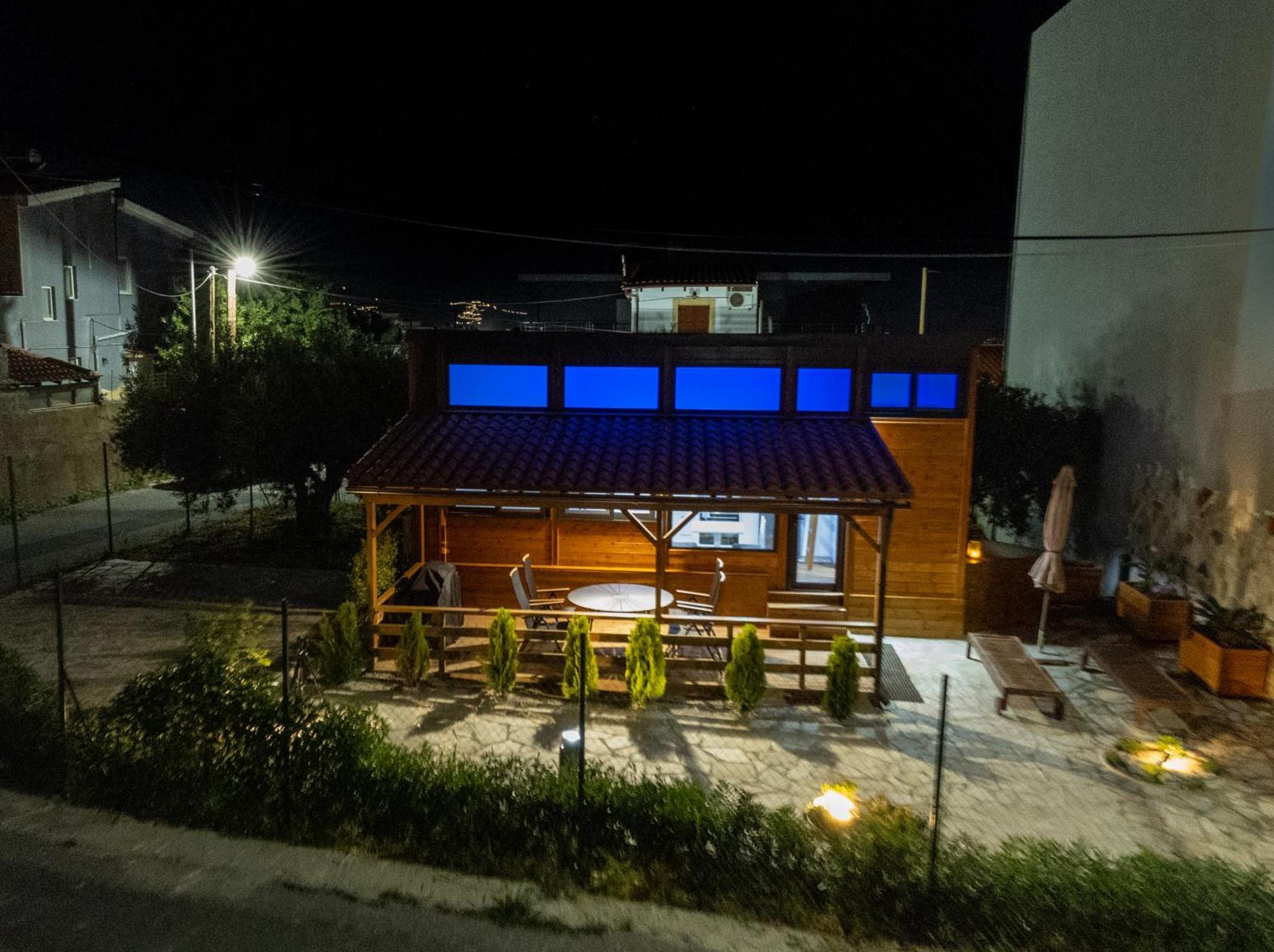 Tiny Among The Olives Chalet *